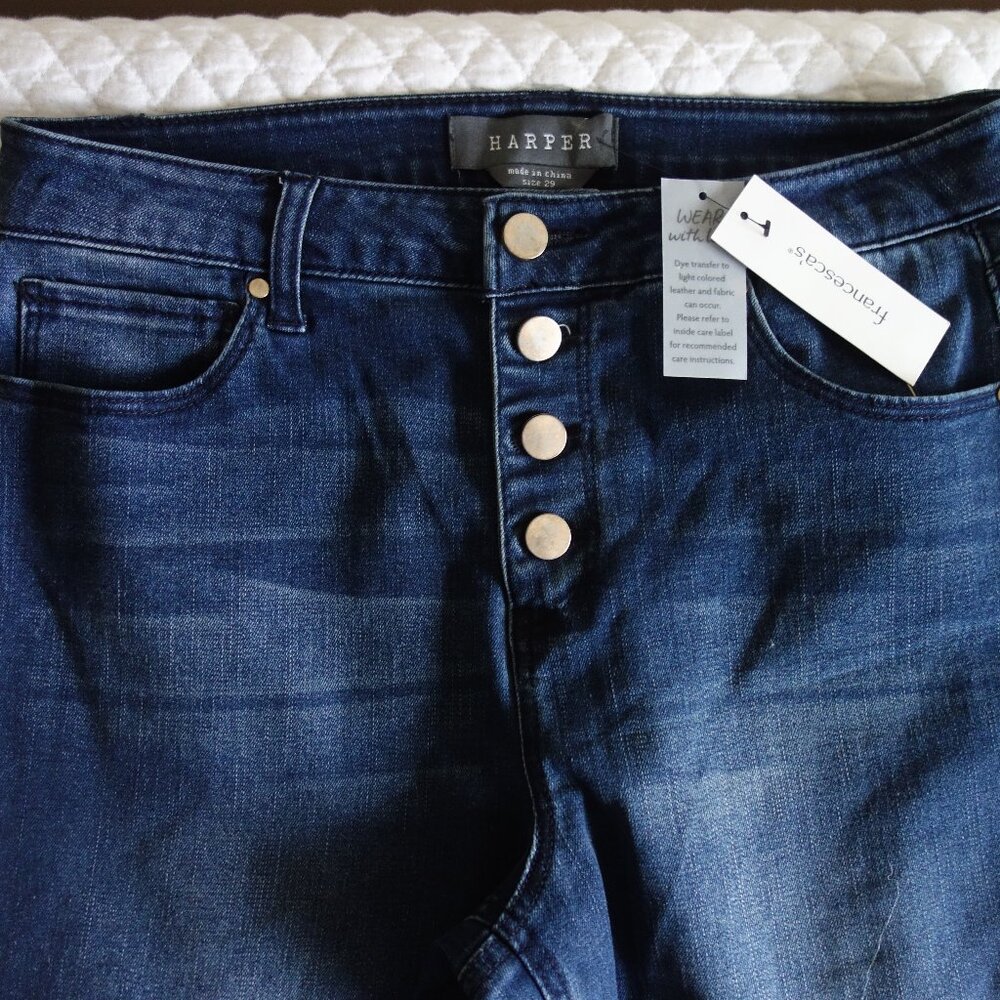 NWT HARPER / FRANCESCA’S High Rise Button Jeans – Sz 29